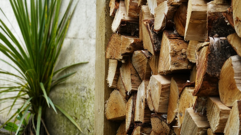 Smart Eco-Heating: Reducing Alpine Energy Bills Without Freezing Your Guests